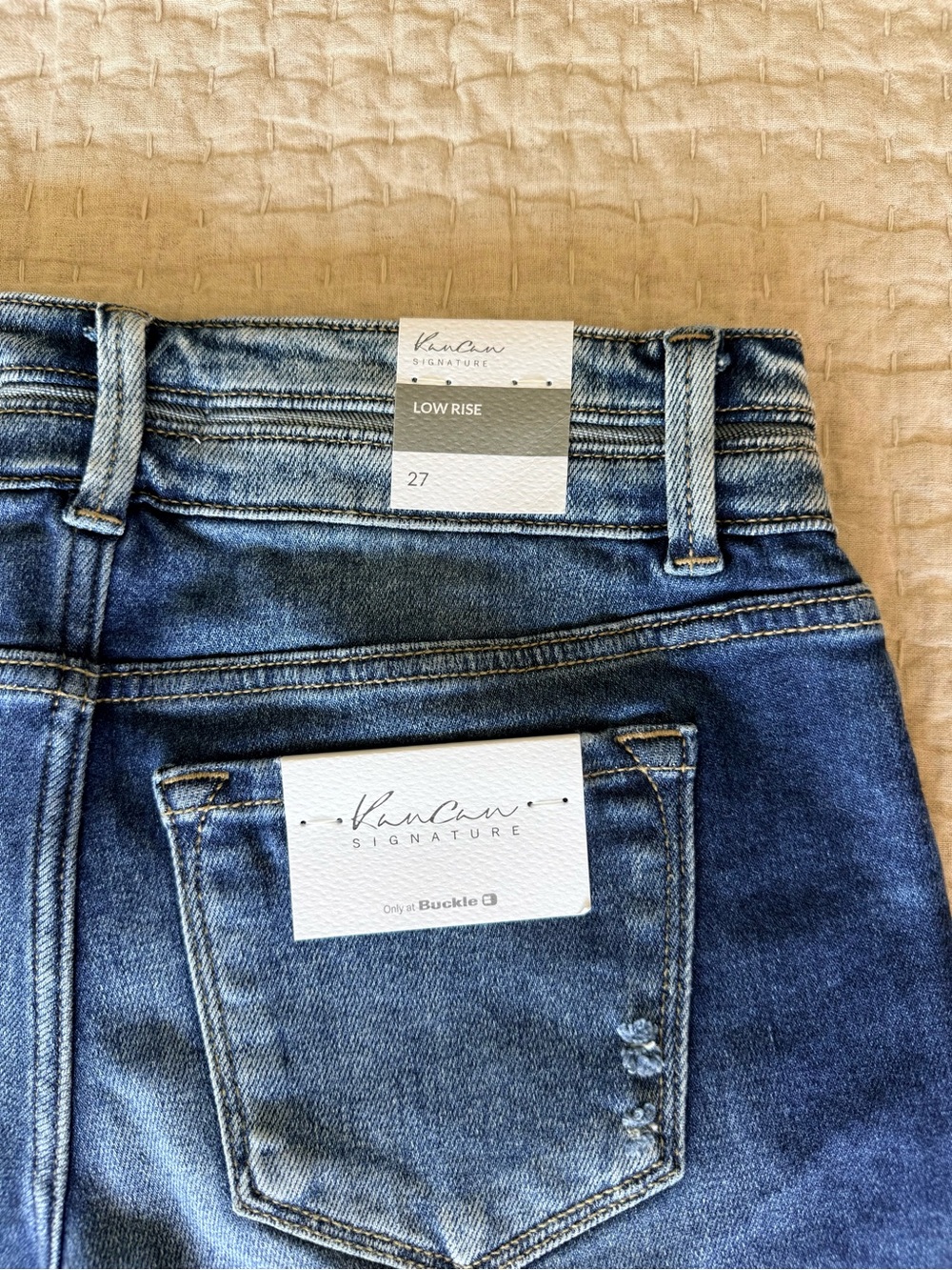 🆕 Distressed Low Rise Stretch Short - Picture 14 of 14